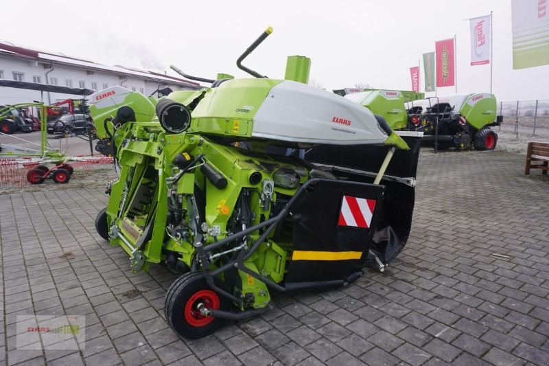 Maisgebiß van het type CLAAS ORBIS 750, Vorführmaschine in Töging am Inn (Foto 3)