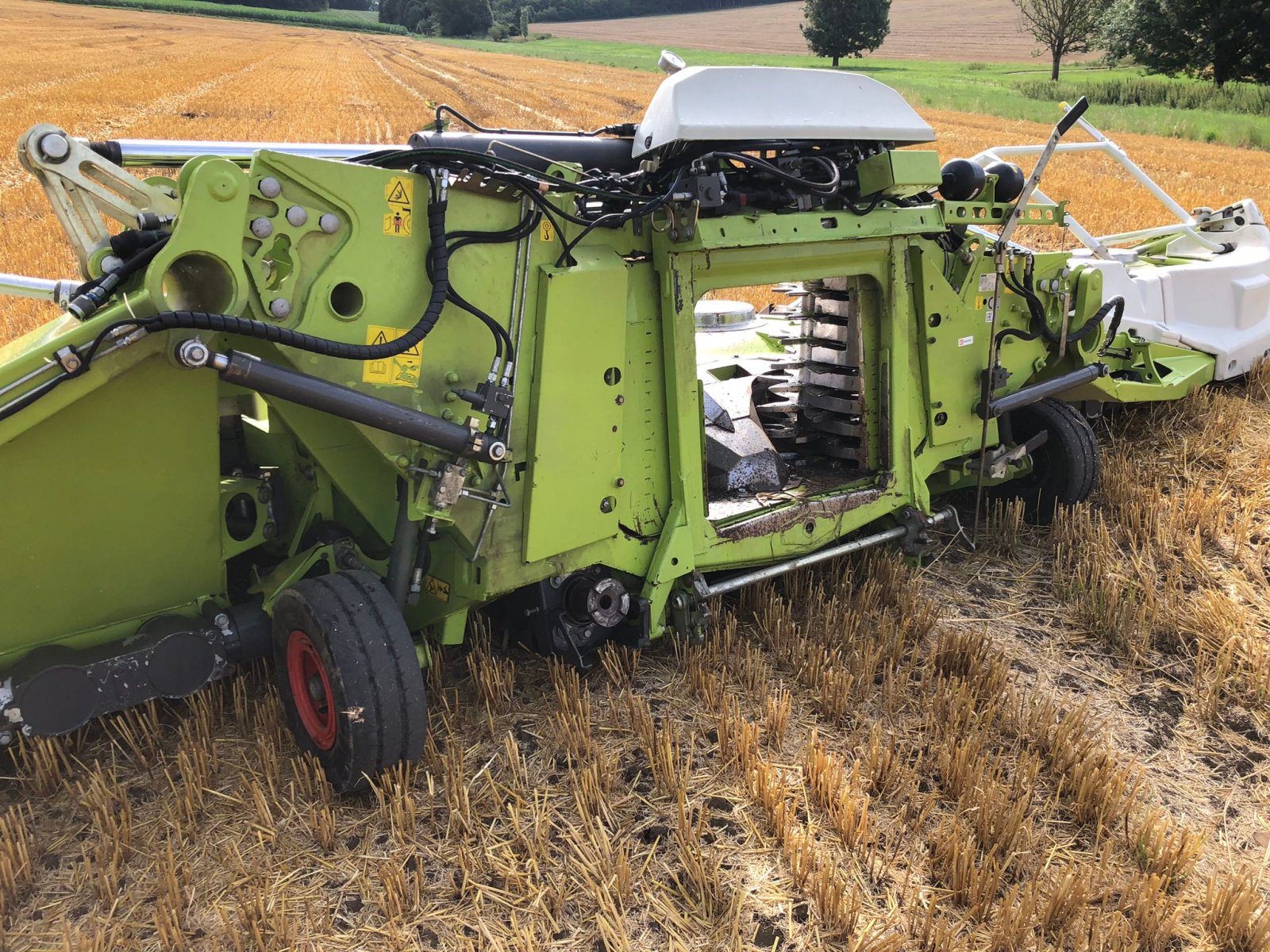 Maisgebiß del tipo CLAAS Orbis 900, Gebrauchtmaschine en Treuchtlingen (Imagen 17)