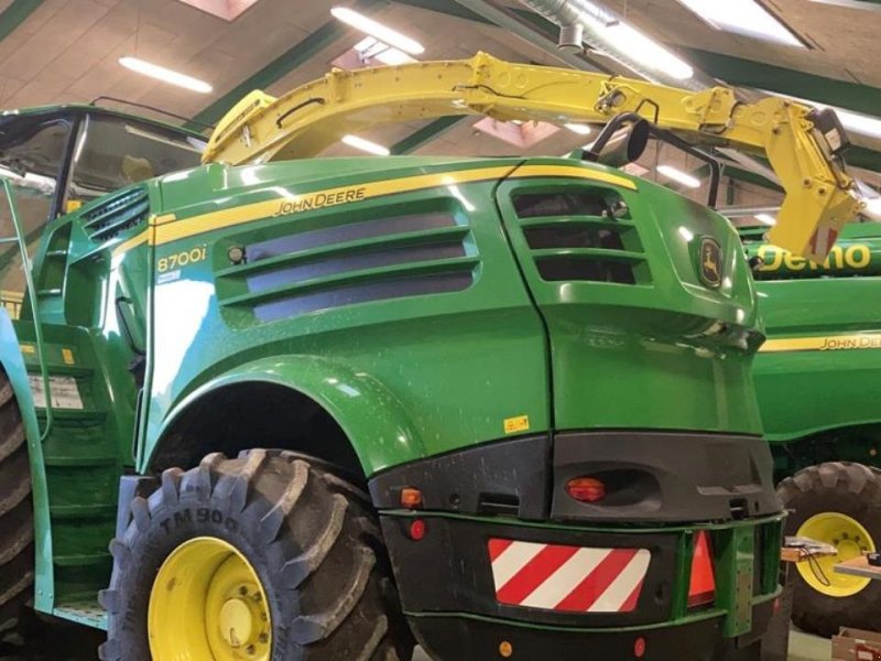 Maisgebiss of the type John Deere 8700, Gebrauchtmaschine in Videbæk (Picture 1)