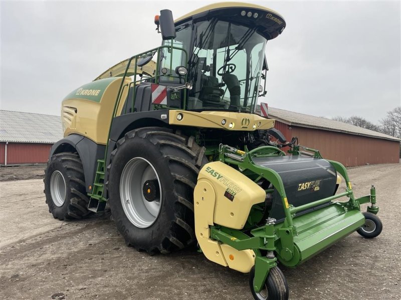 Maisgebiss des Typs Krone Big X 630 NY MODEL MED NY KABINE LAVT TIMETAL, Gebrauchtmaschine in Ribe