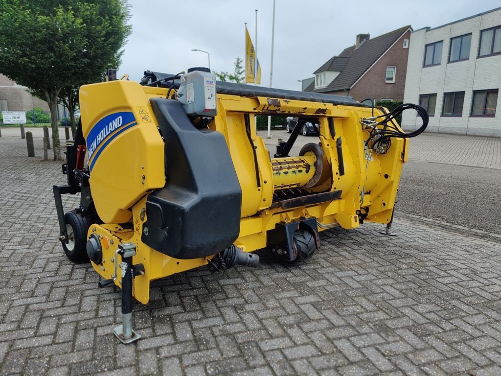 Maisgebiß typu New Holland 273 Gras Pick-up, Gebrauchtmaschine v BOEKEL (Obrázok 2)