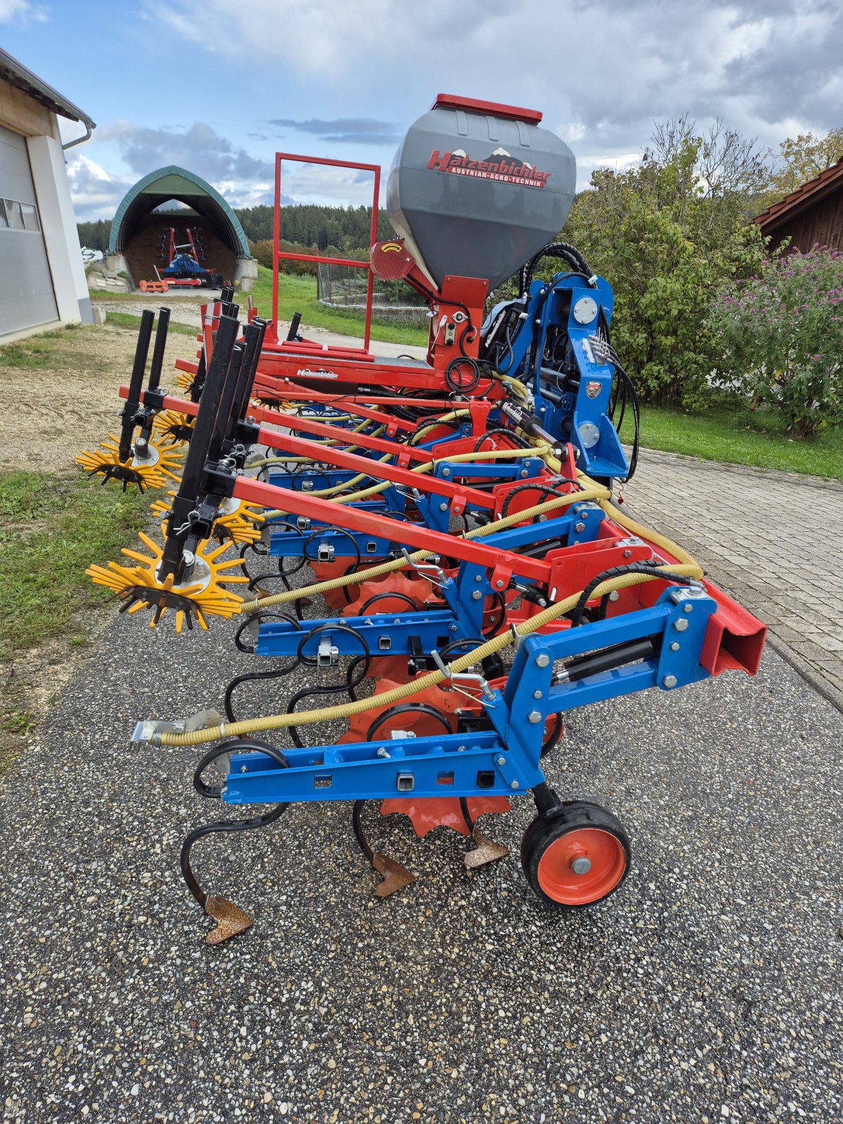 Maishackgerät tip Hatzenbichler Hackgerät 8 reihig Section Control Isobus Mais Verschubrahmen Kamersteuerung, Gebrauchtmaschine in Dietersburg (Poză 3)