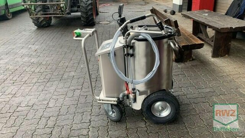 Melkanlage del tipo Förster Milch Mobil 120 Liter, Vorführmaschine In Wipperfürth (Immagine 1)