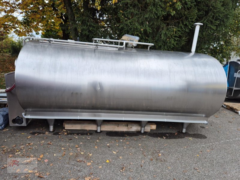 Milchkühltank des Typs Meko 7000, Neumaschine in Engelsberg (Bild 1)