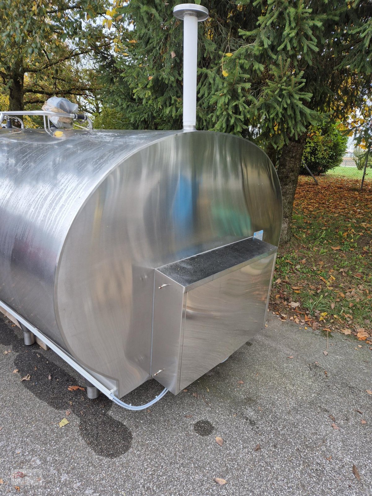 Milchkühltank van het type Meko 7000, Neumaschine in Engelsberg (Foto 3)