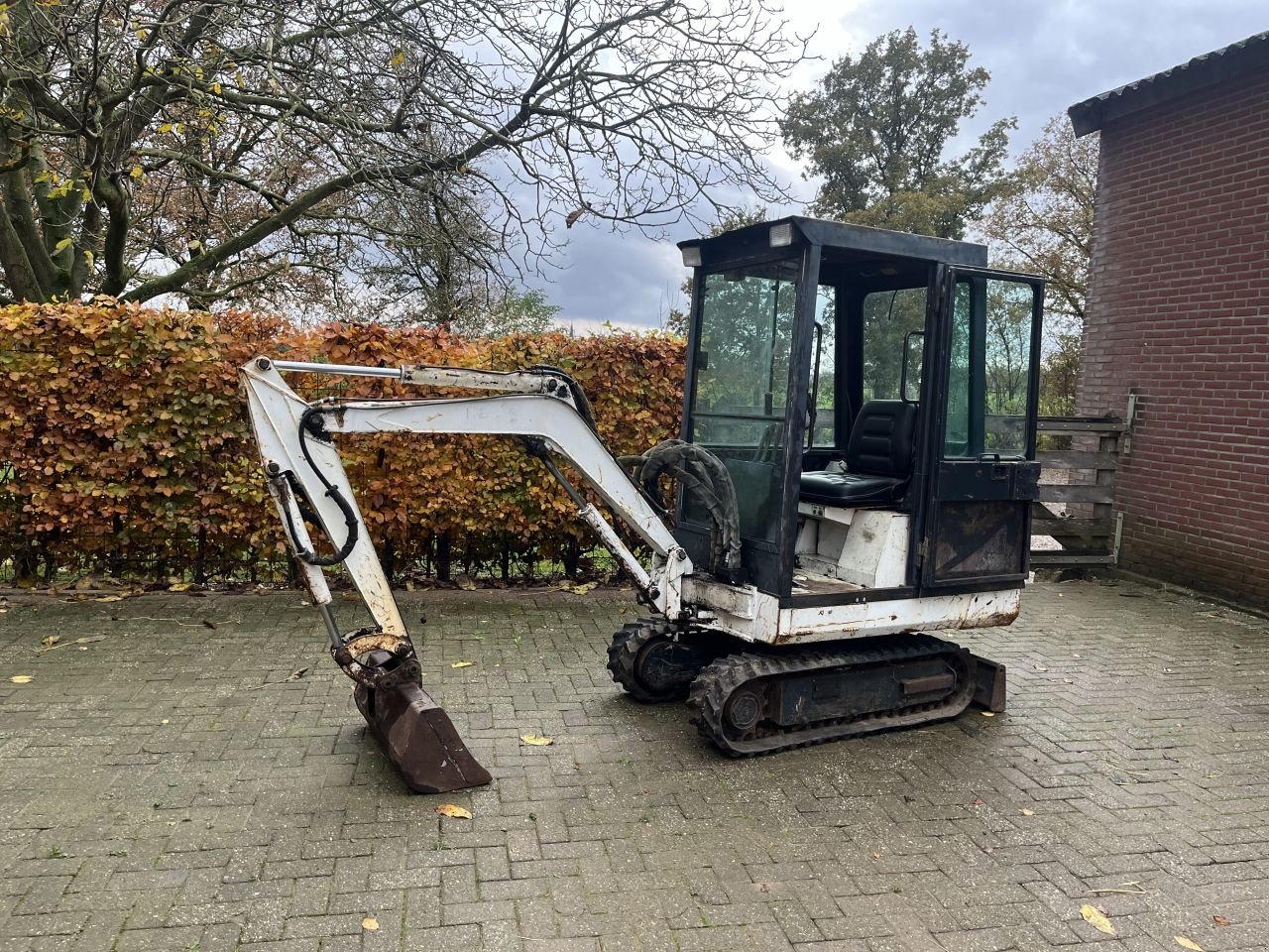 Minibagger del tipo Bobcat 220, Gebrauchtmaschine In Buggenum (Immagine 1)