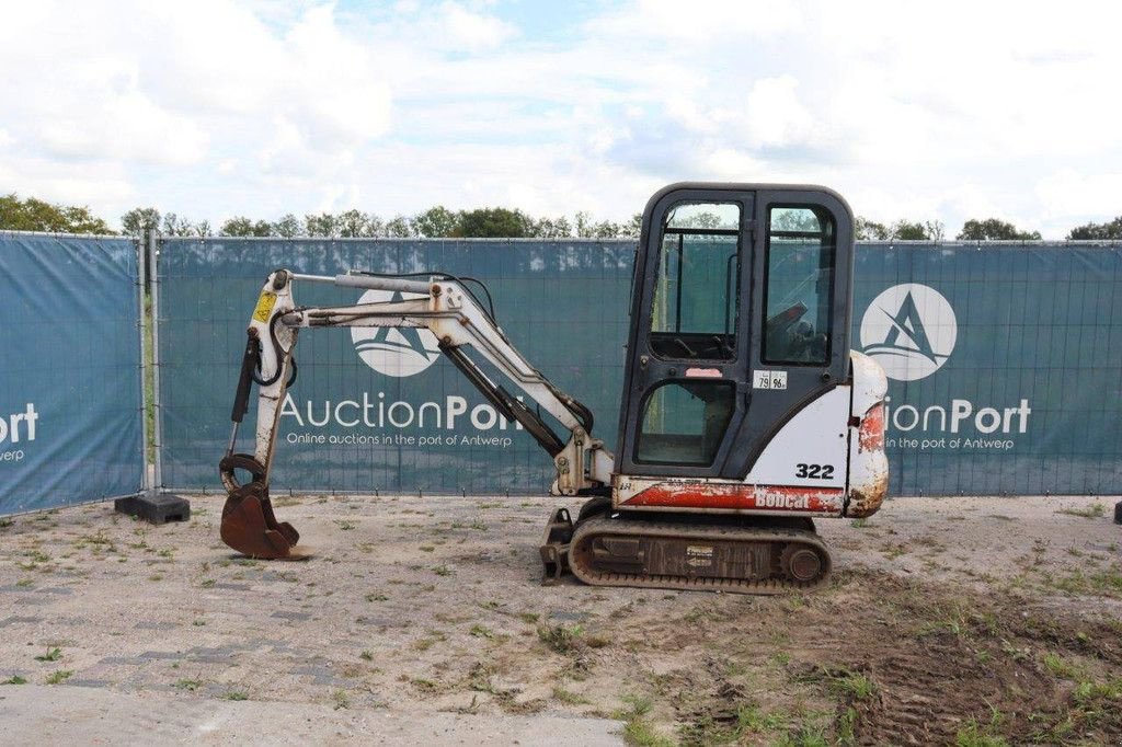 Minibagger des Typs Bobcat 322, Gebrauchtmaschine in Antwerpen (Bild 2)