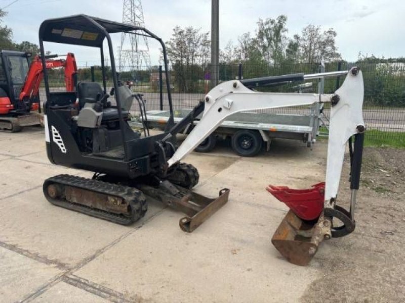 Minibagger of the type Bobcat E 16, Gebrauchtmaschine in MOL (Picture 3)