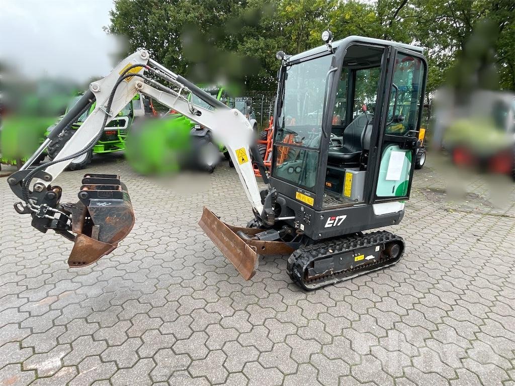 Minibagger du type Bobcat E 17, Gebrauchtmaschine en Düsseldorf (Photo 1)