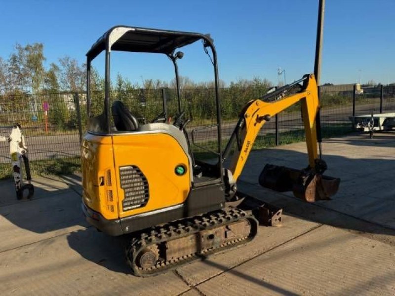 Minibagger des Typs Bobcat E 17, Gebrauchtmaschine in MOL (Bild 3)