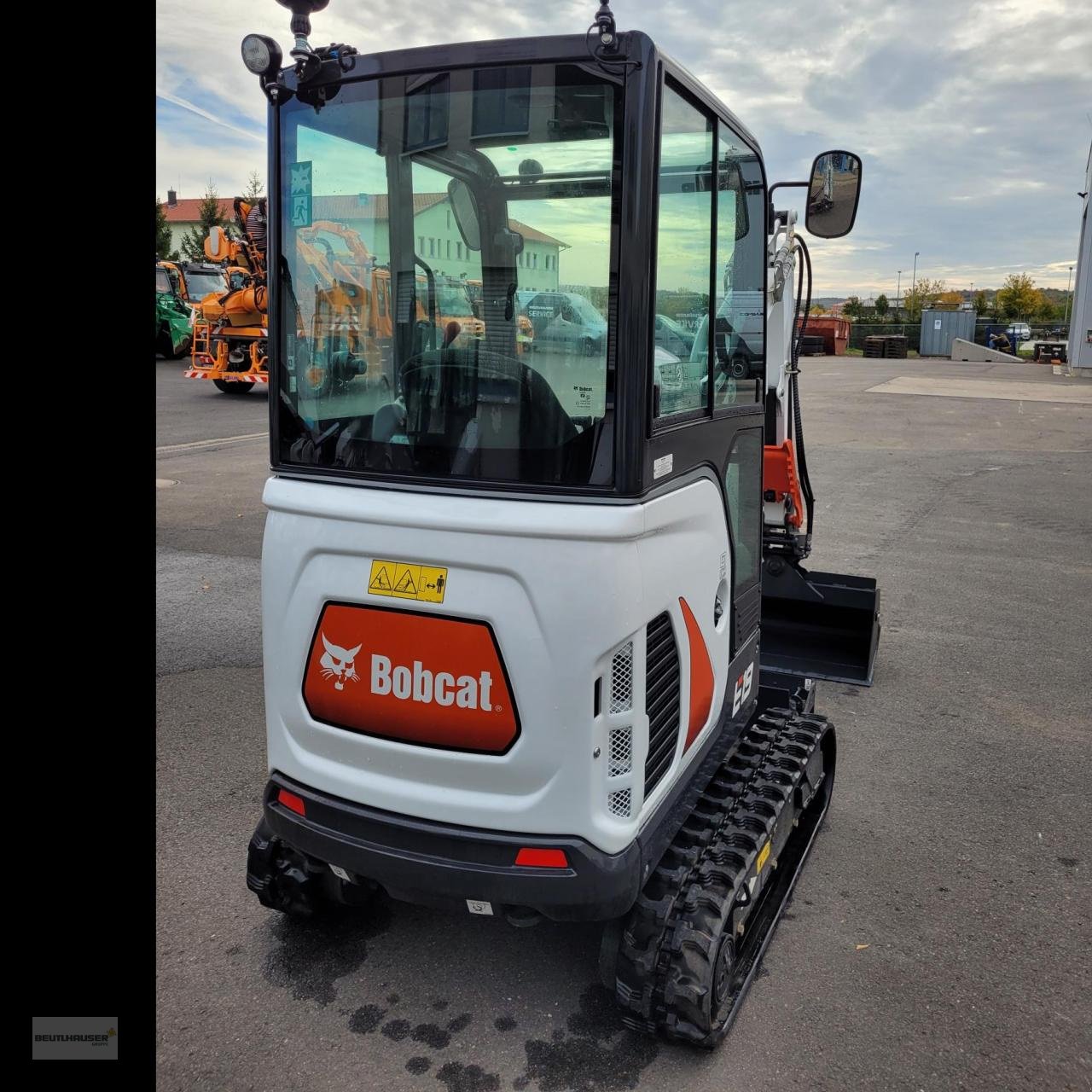 Minibagger of the type Bobcat E 19, Neumaschine in Weimar (Picture 3)