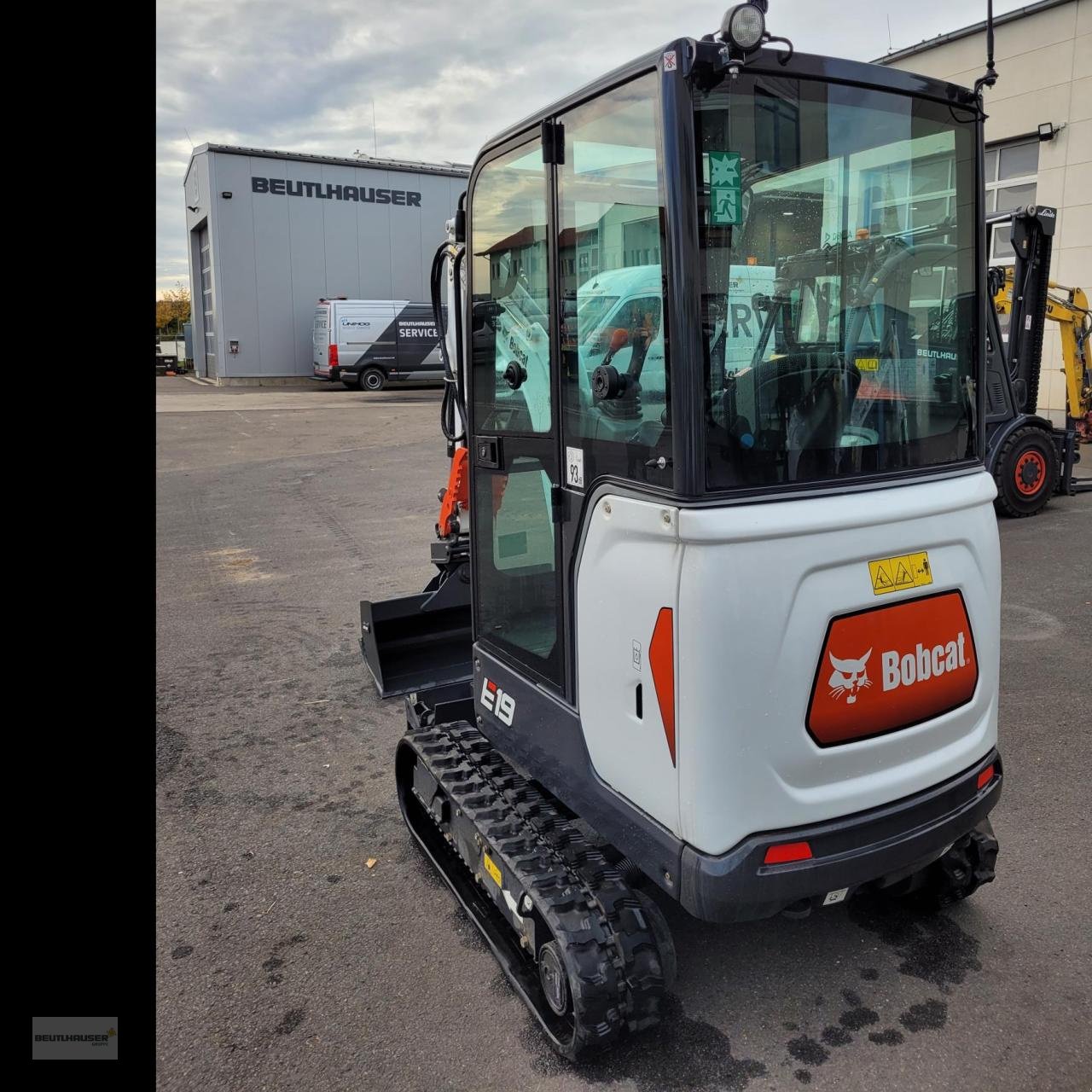 Minibagger van het type Bobcat E 19, Neumaschine in Weimar (Foto 4)