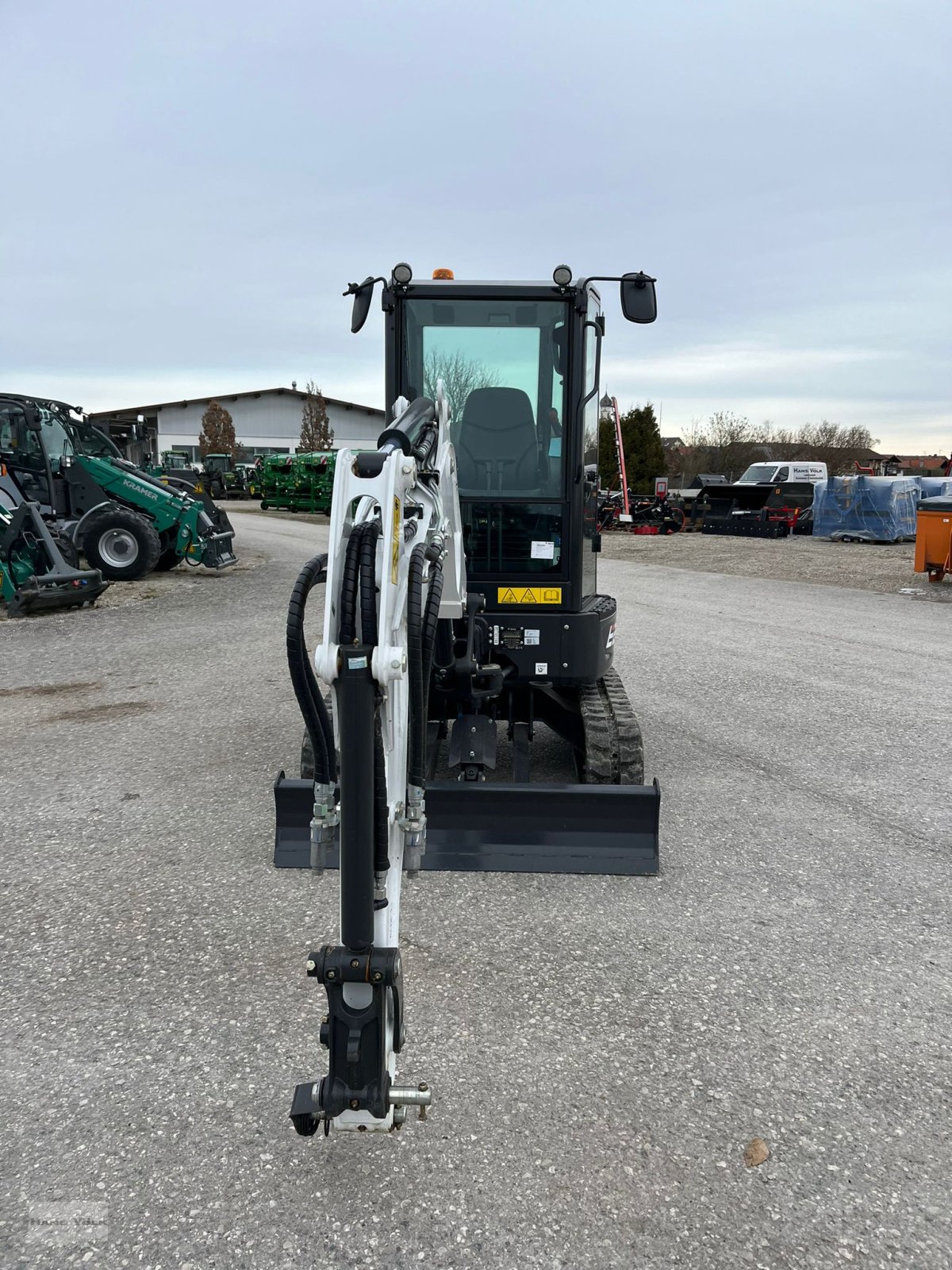 Minibagger del tipo Bobcat E 26, Neumaschine In Antdorf (Immagine 3)