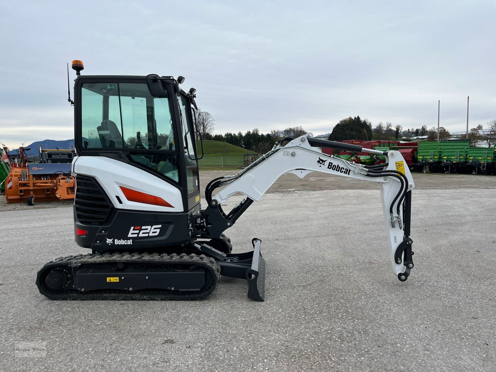 Minibagger of the type Bobcat E 26, Neumaschine in Antdorf (Picture 7)