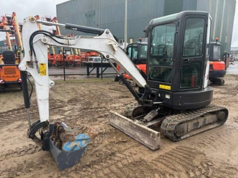 Minibagger du type Bobcat E 26, Gebrauchtmaschine en MOL (Photo 4)