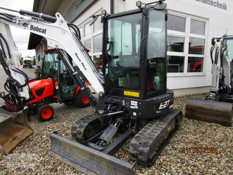 Minibagger des Typs Bobcat E 27, Neumaschine in Soyen (Bild 2)