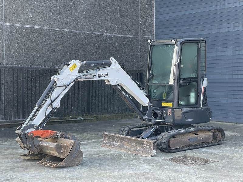 Minibagger van het type Bobcat E 27, Gebrauchtmaschine in Waregem (Foto 1)