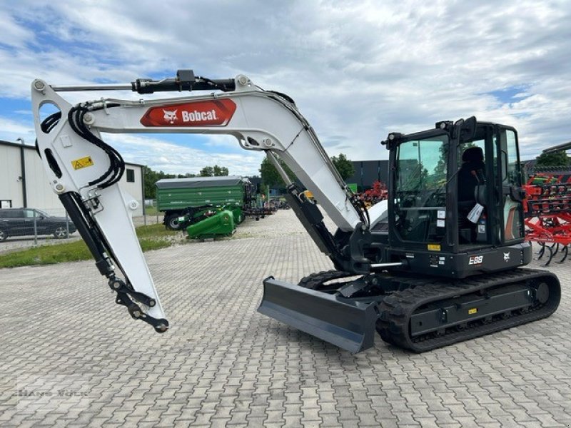 Minibagger of the type Bobcat E 88, Neumaschine in Eching (Picture 4)