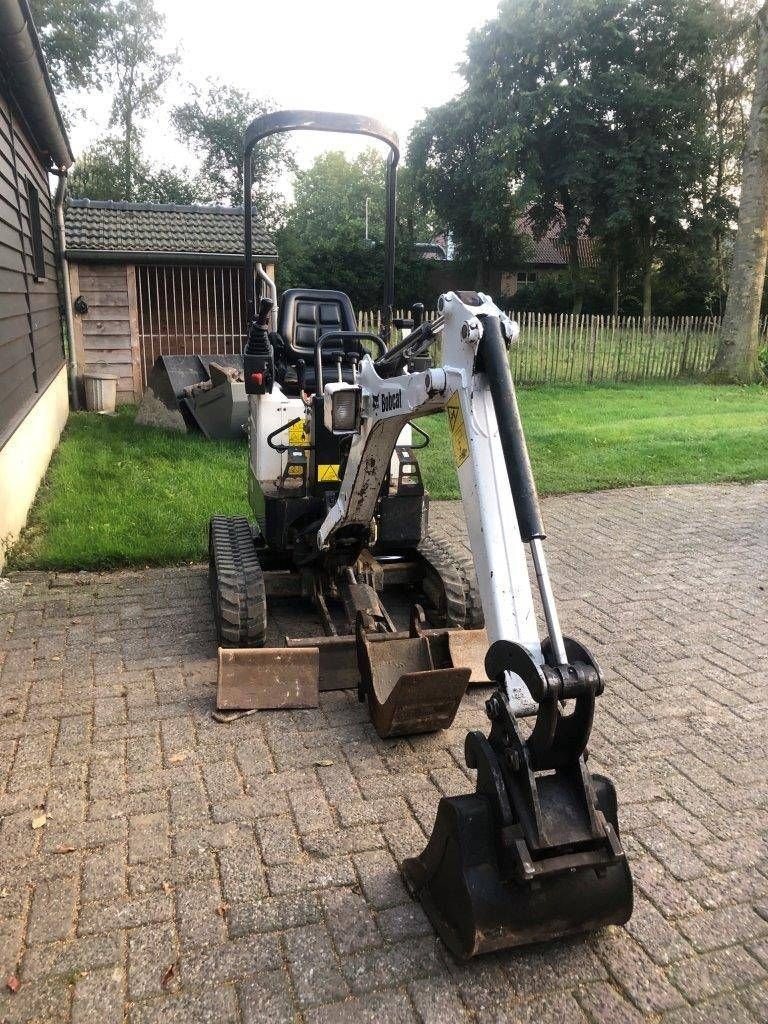 Minibagger van het type Bobcat E10*AAEM, Gebrauchtmaschine in Antwerpen (Foto 7)