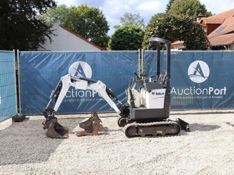 Minibagger of the type Bobcat E10, Gebrauchtmaschine in Antwerpen (Picture 1)