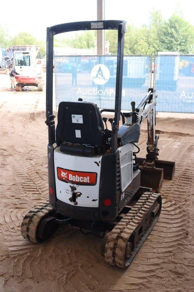 Minibagger typu Bobcat E10, Gebrauchtmaschine v Antwerpen (Obrázek 5)