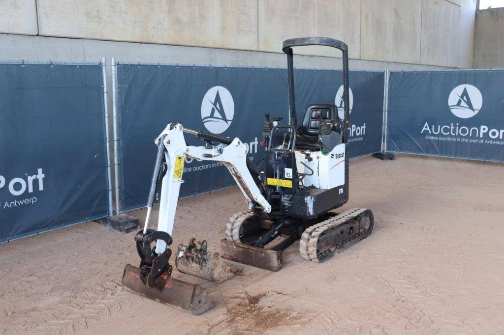 Minibagger typu Bobcat E10, Gebrauchtmaschine v Antwerpen (Obrázek 9)