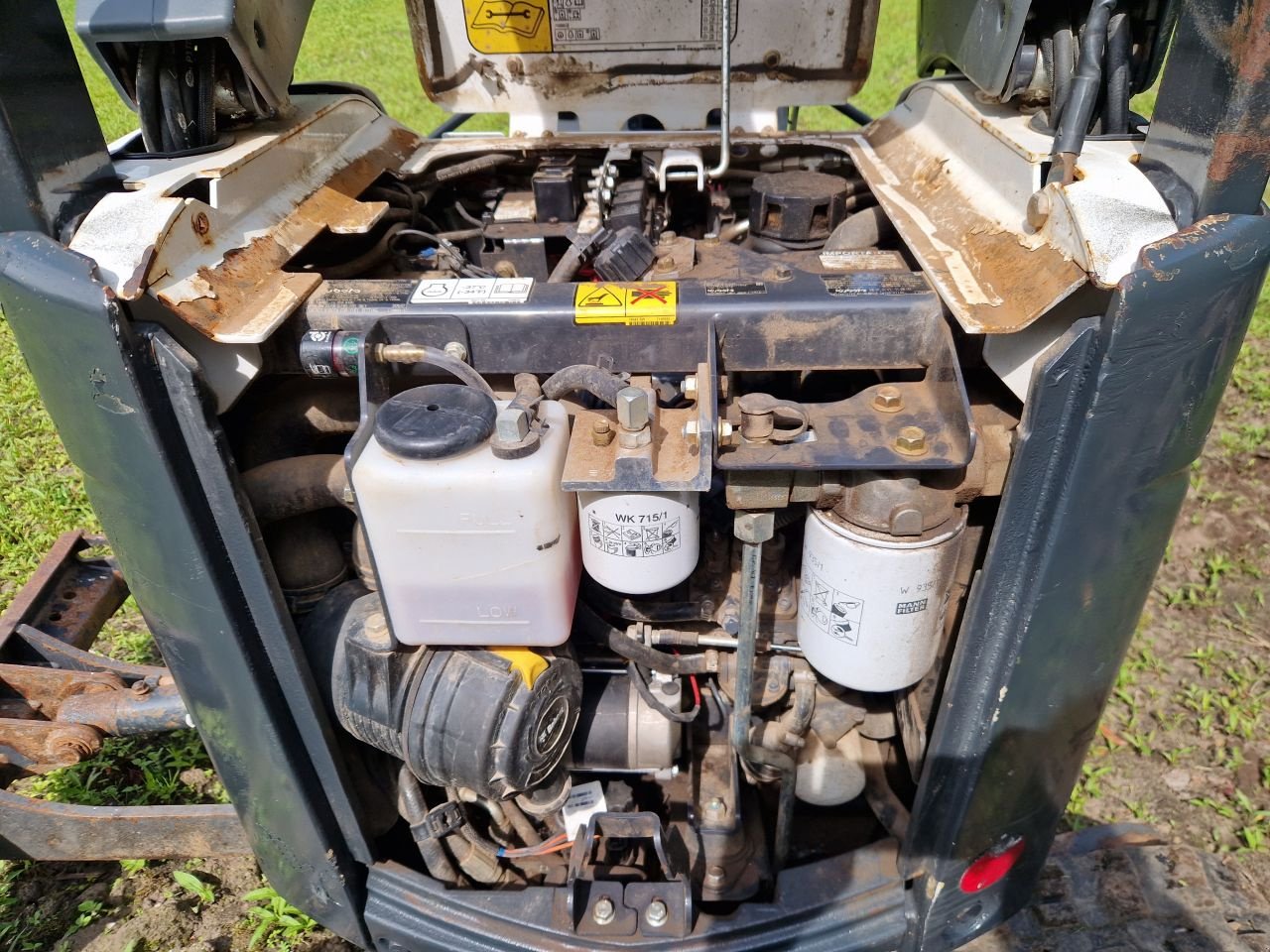 Minibagger du type Bobcat E10, Gebrauchtmaschine en Oirschot (Photo 8)