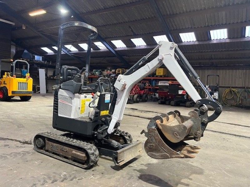 Minibagger des Typs Bobcat E10, Gebrauchtmaschine in Nijeveen (Bild 4)