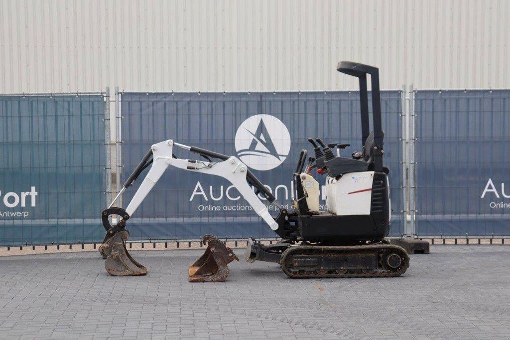 Minibagger typu Bobcat E10AAEM, Gebrauchtmaschine w Antwerpen (Zdjęcie 1)