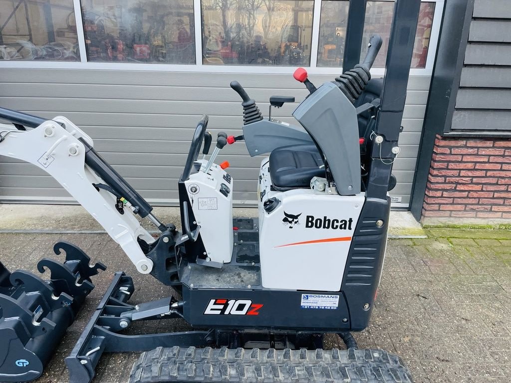 Minibagger des Typs Bobcat E10z minigraver NIEUW incl CW05 wissel + 3 bakken, Neumaschine in Neer (Bild 8)