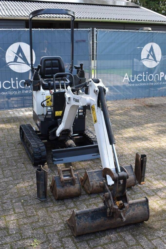 Minibagger tip Bobcat E10Z, Gebrauchtmaschine in Antwerpen (Poză 8)