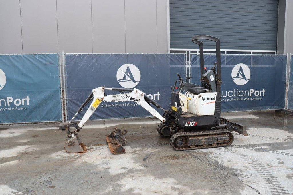 Minibagger del tipo Bobcat E10Z, Gebrauchtmaschine In Antwerpen (Immagine 1)