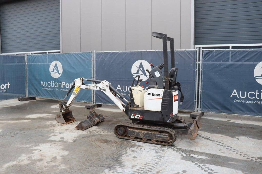 Minibagger del tipo Bobcat E10Z, Gebrauchtmaschine In Antwerpen (Immagine 3)