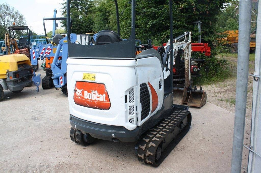 Minibagger типа Bobcat E17, Gebrauchtmaschine в Antwerpen (Фотография 4)