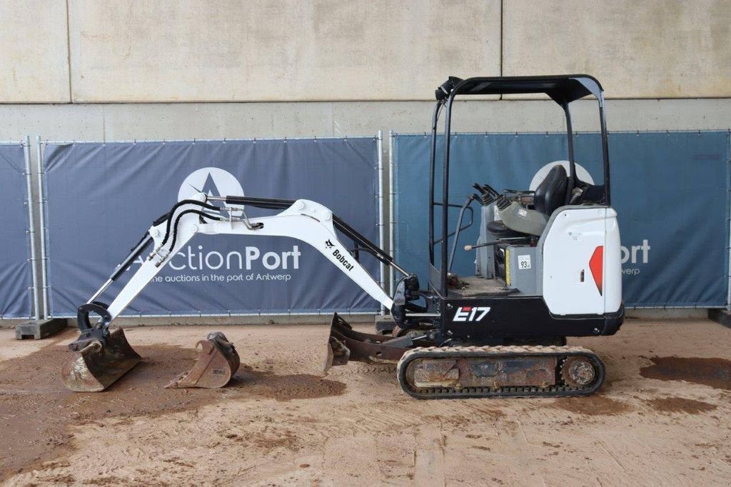 Minibagger del tipo Bobcat E17, Gebrauchtmaschine en Antwerpen (Imagen 2)