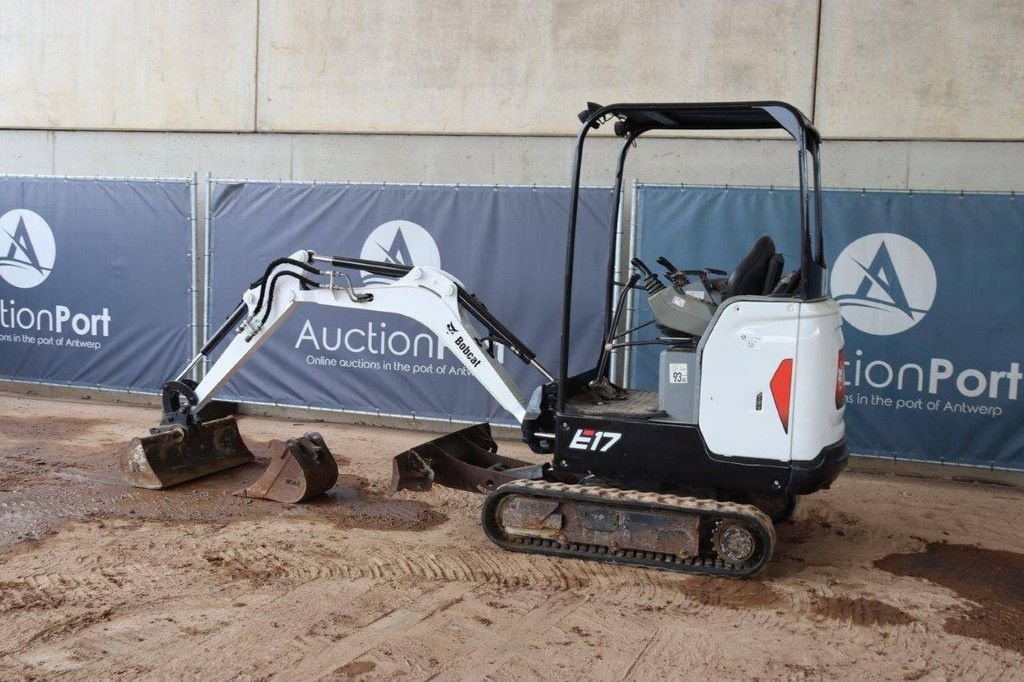 Minibagger del tipo Bobcat E17, Gebrauchtmaschine en Antwerpen (Imagen 3)