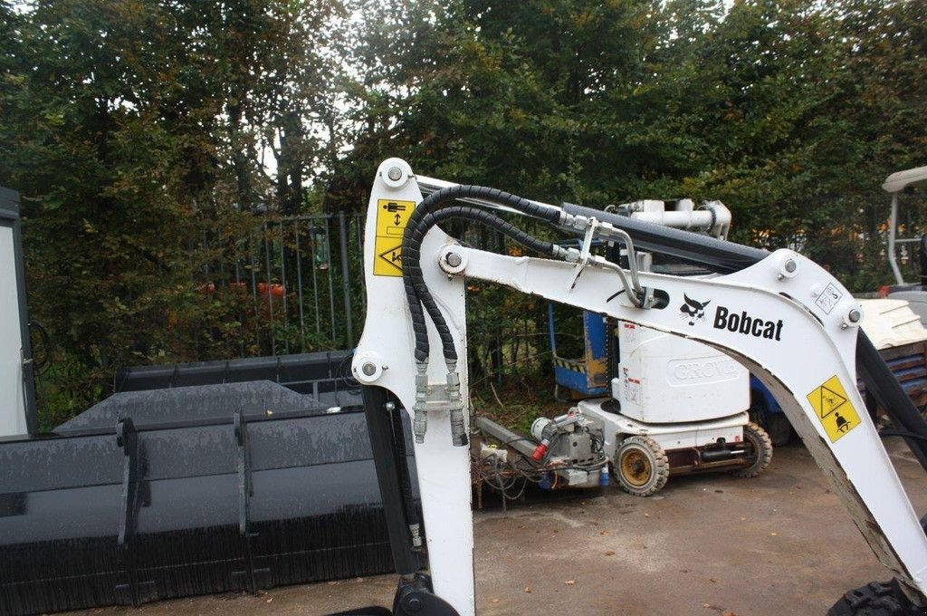 Minibagger del tipo Bobcat E17, Gebrauchtmaschine In Antwerpen (Immagine 4)