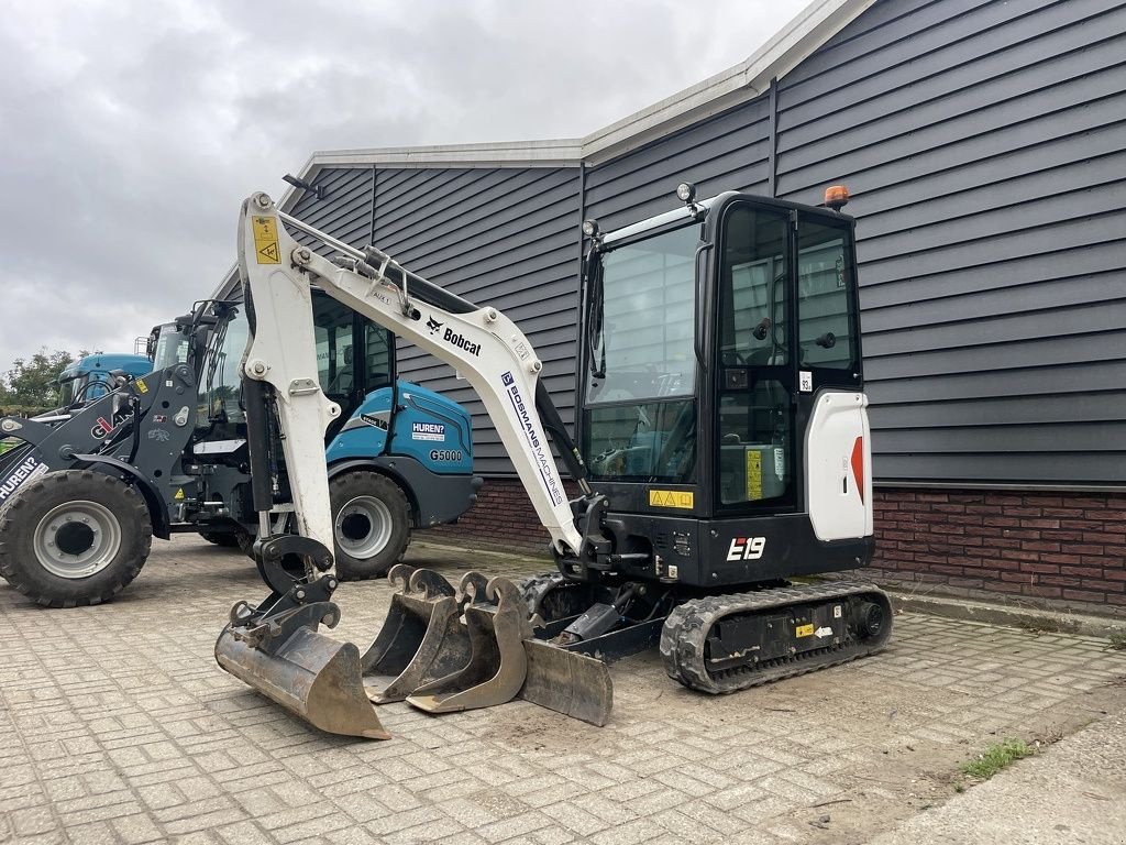 Minibagger du type Bobcat E19 minigraver BJ 2023 275 uur, Gebrauchtmaschine en Neer (Photo 2)