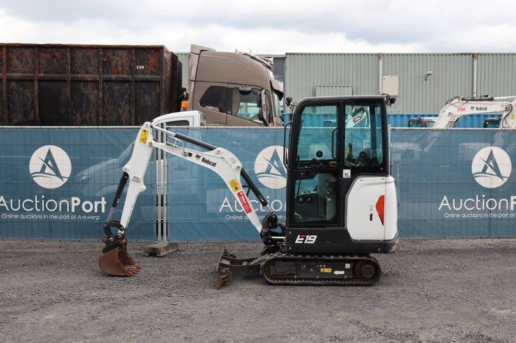 Minibagger typu Bobcat E19, Gebrauchtmaschine v Antwerpen (Obrázek 2)