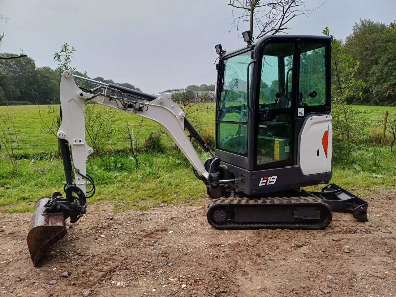 Minibagger типа Bobcat E19, Gebrauchtmaschine в Terschuur (Фотография 3)