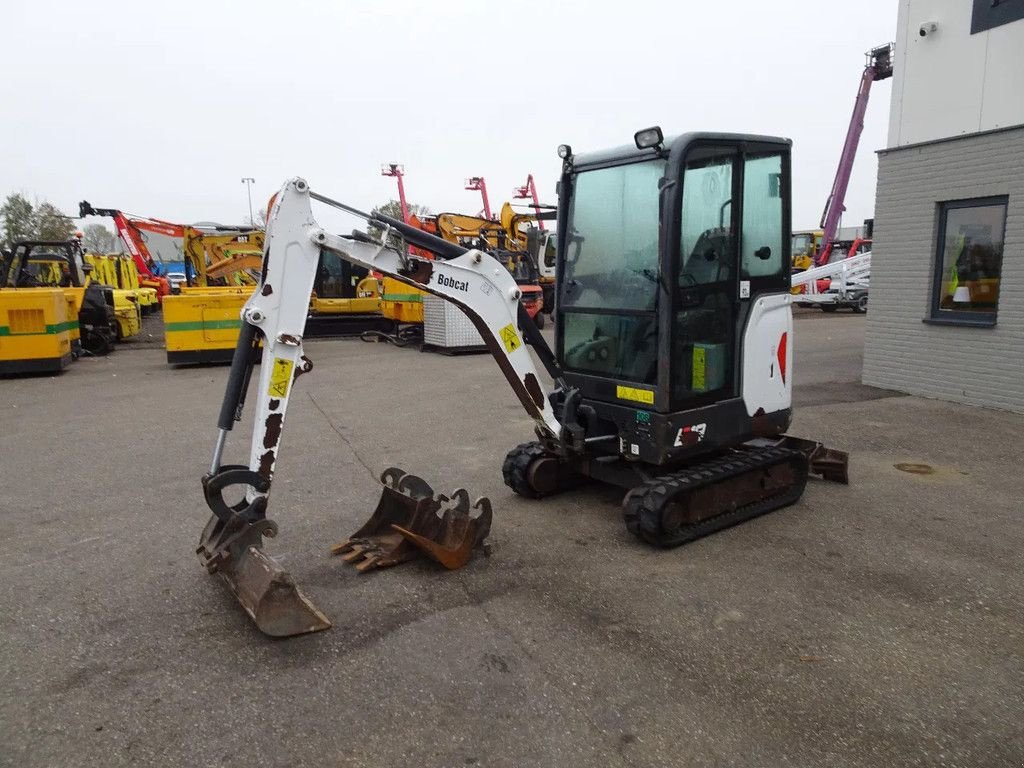 Minibagger of the type Bobcat E19, Gebrauchtmaschine in Zutphen (Picture 1)