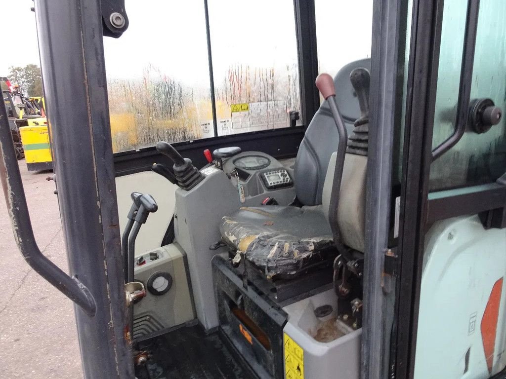 Minibagger of the type Bobcat E19, Gebrauchtmaschine in Zutphen (Picture 11)