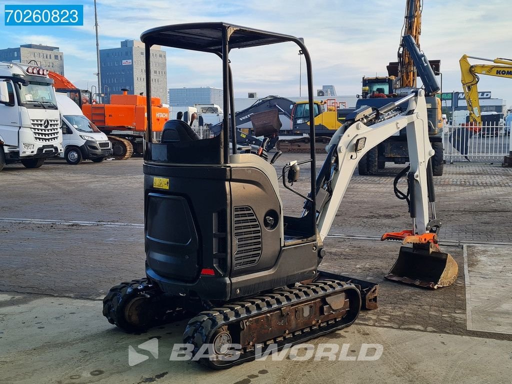 Minibagger van het type Bobcat E20 6x BUCKETS, Gebrauchtmaschine in Veghel (Foto 9)