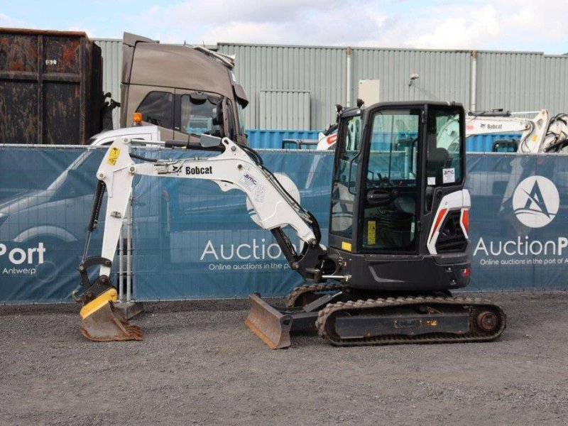 Minibagger des Typs Bobcat E26, Gebrauchtmaschine in Antwerpen (Bild 1)