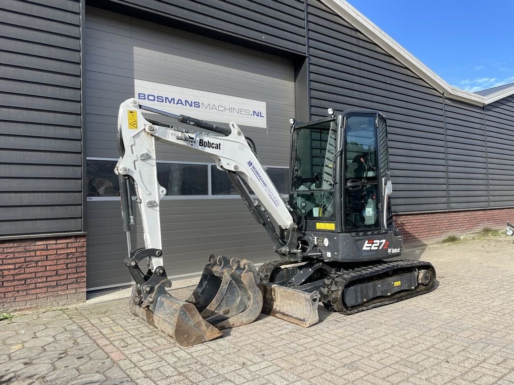 Minibagger van het type Bobcat E27 z minigraver BJ 2023 400 uur &euro;495 LEASE, Gebrauchtmaschine in Neer (Foto 3)