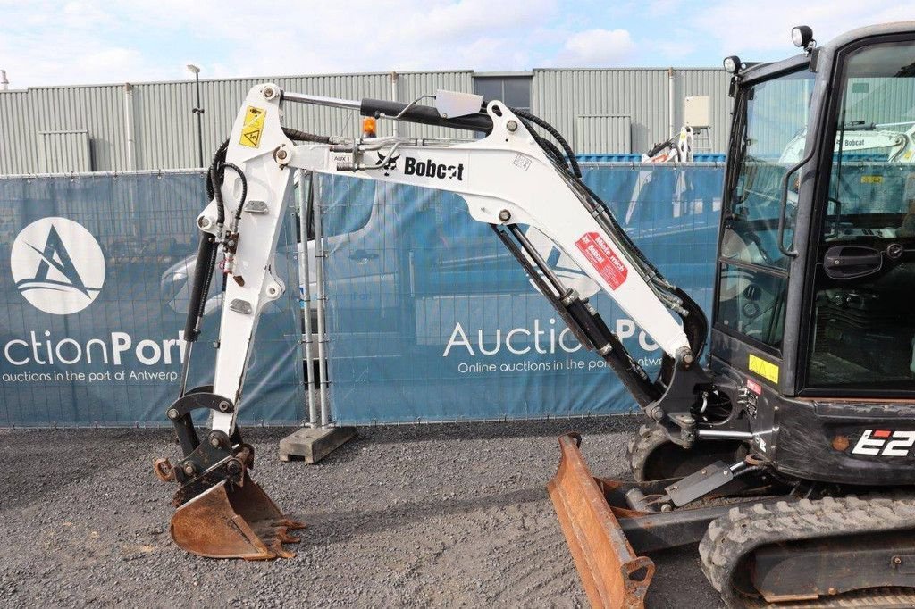 Minibagger типа Bobcat E27Z, Gebrauchtmaschine в Antwerpen (Фотография 11)