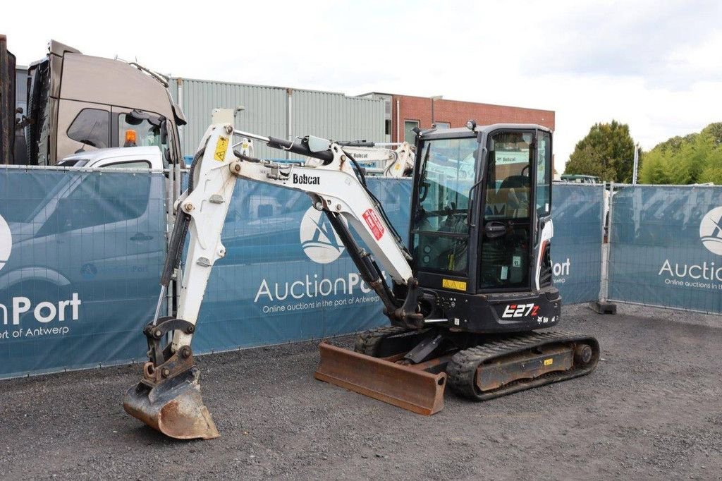 Minibagger du type Bobcat E27Z, Gebrauchtmaschine en Antwerpen (Photo 9)