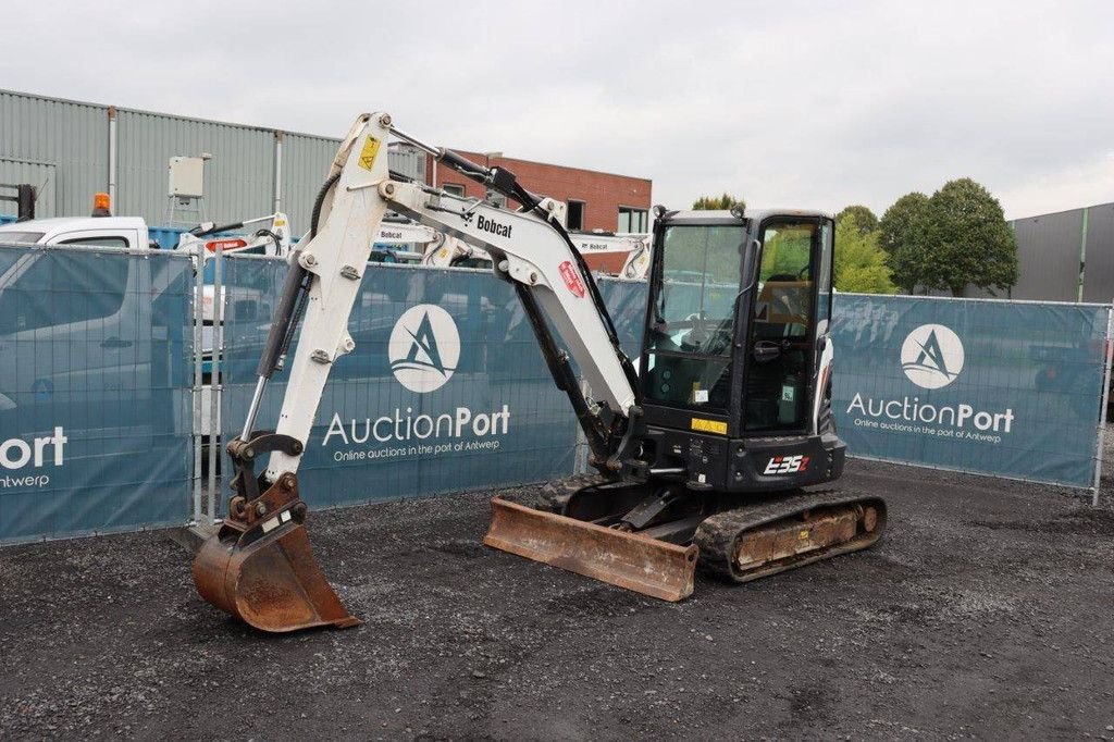 Minibagger typu Bobcat E35Z, Gebrauchtmaschine v Antwerpen (Obrázek 9)