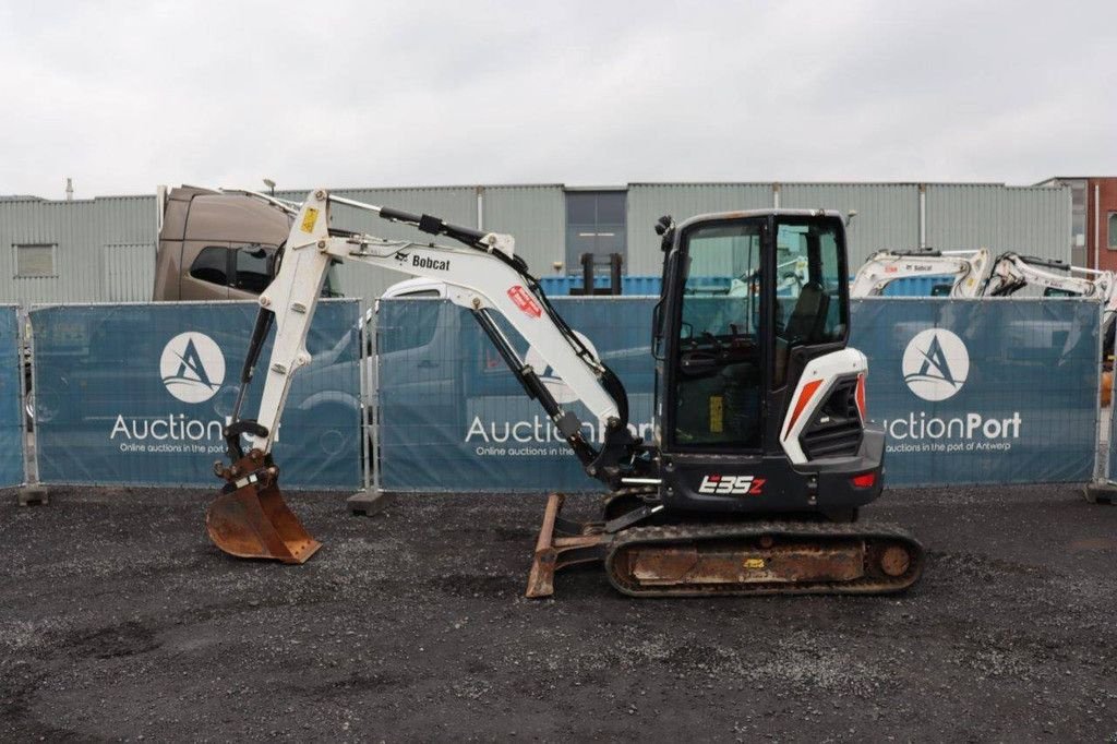 Minibagger del tipo Bobcat E35Z, Gebrauchtmaschine en Antwerpen (Imagen 2)