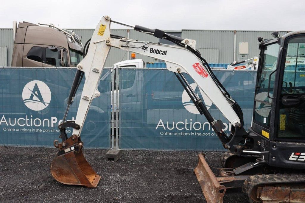 Minibagger типа Bobcat E35Z, Gebrauchtmaschine в Antwerpen (Фотография 10)